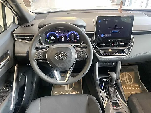 TOYOTA COROLLA CROSS HYBRİD FLAME X PACK - Görsel 12