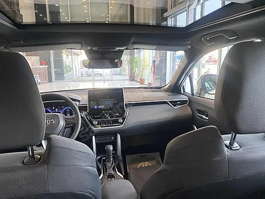 TOYOTA COROLLA CROSS HYBRİD FLAME X PACK - Görsel 14