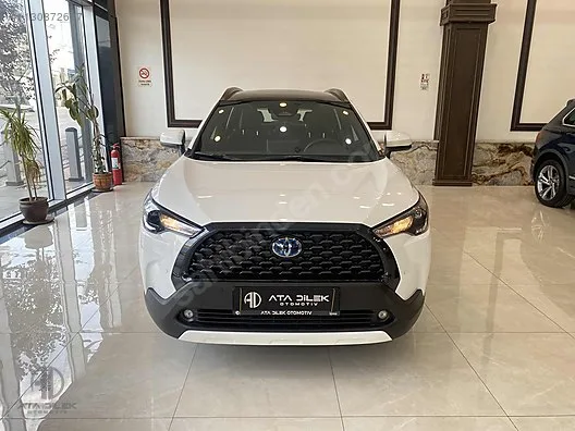 TOYOTA COROLLA CROSS HYBRİD FLAME X PACK